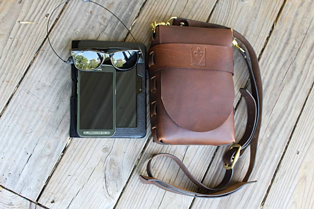 Ponchatoula Satchel in Tobacco Brown Medium Voyageur