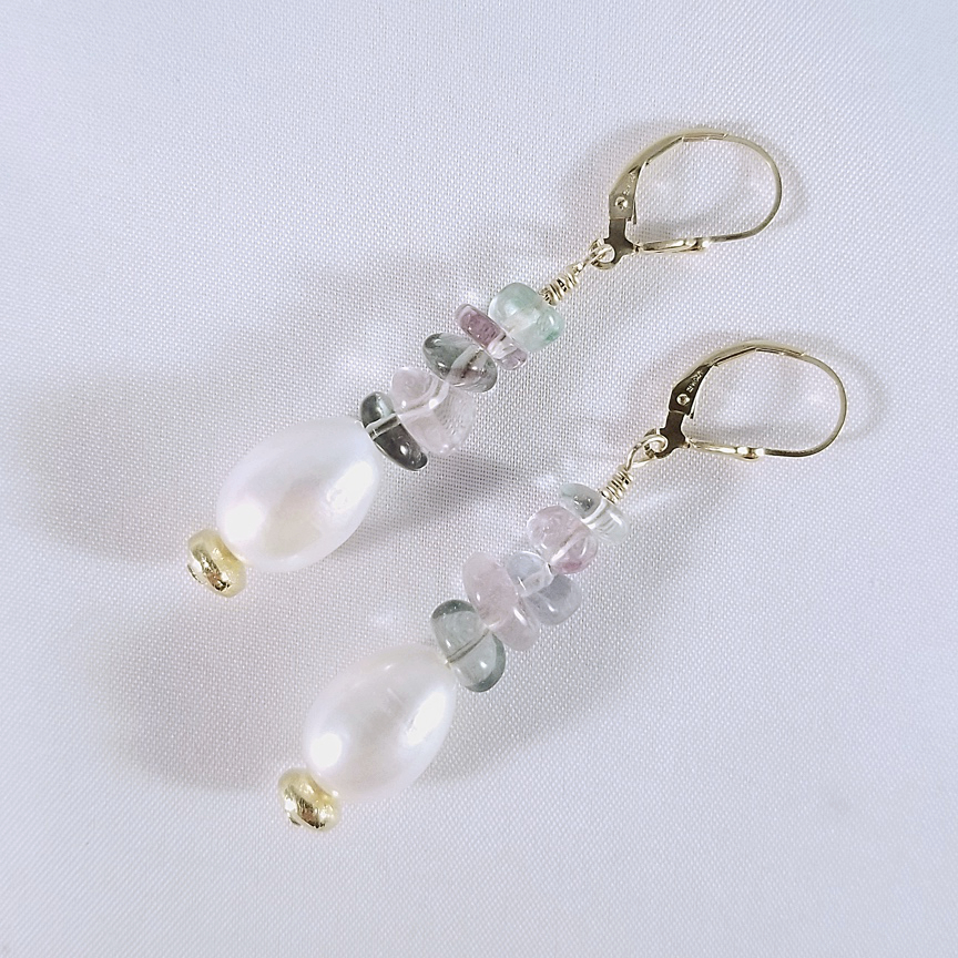 Pearl-and-Fluorite-Earrings-set-Gold-1.jpg